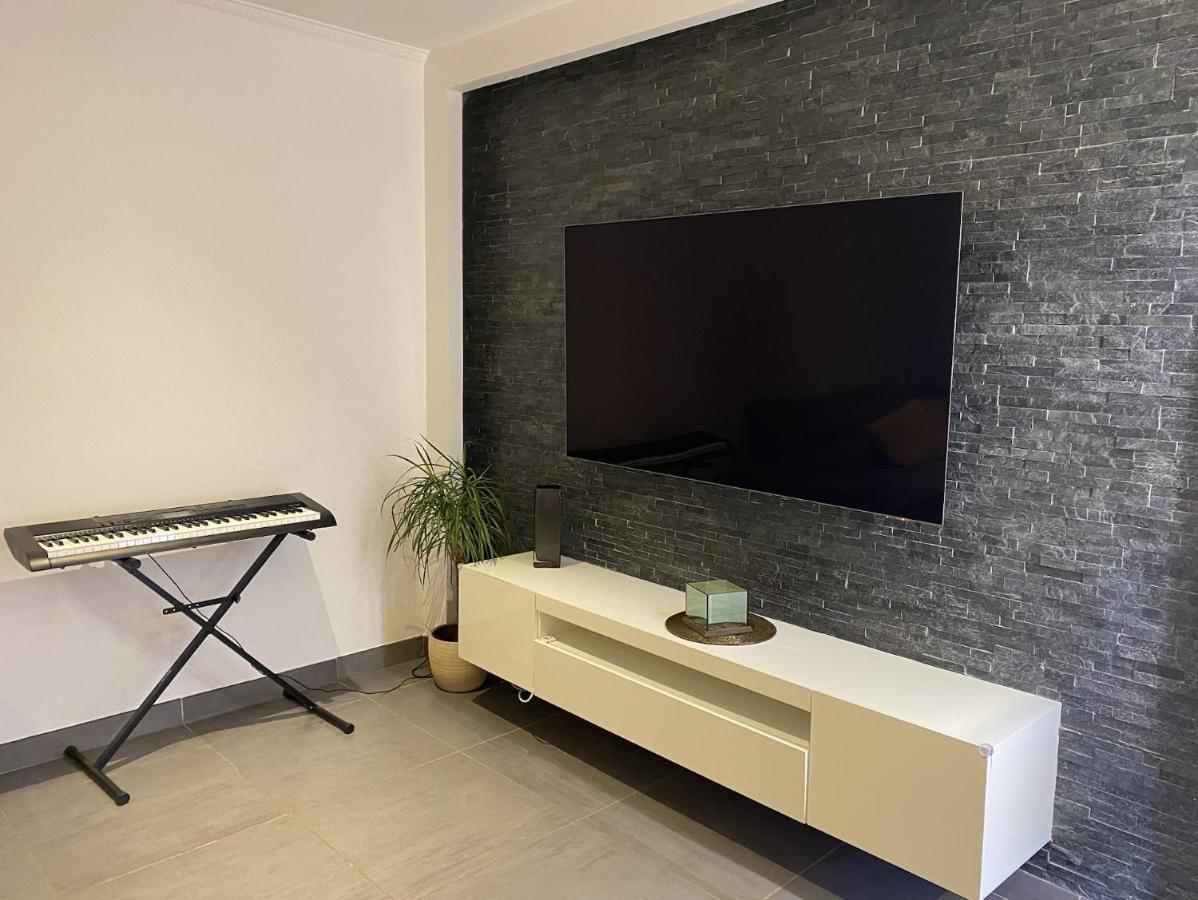 Maison Lyon-Bron Eurexpo - Stadium Groupama Apartment Exterior photo